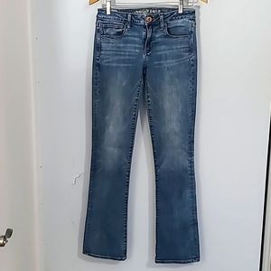 American Eagle Skinny Kick Blue Jeans in New condition size 6Long